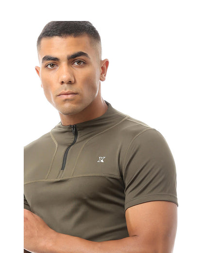 Sturdy Half Zip Tee